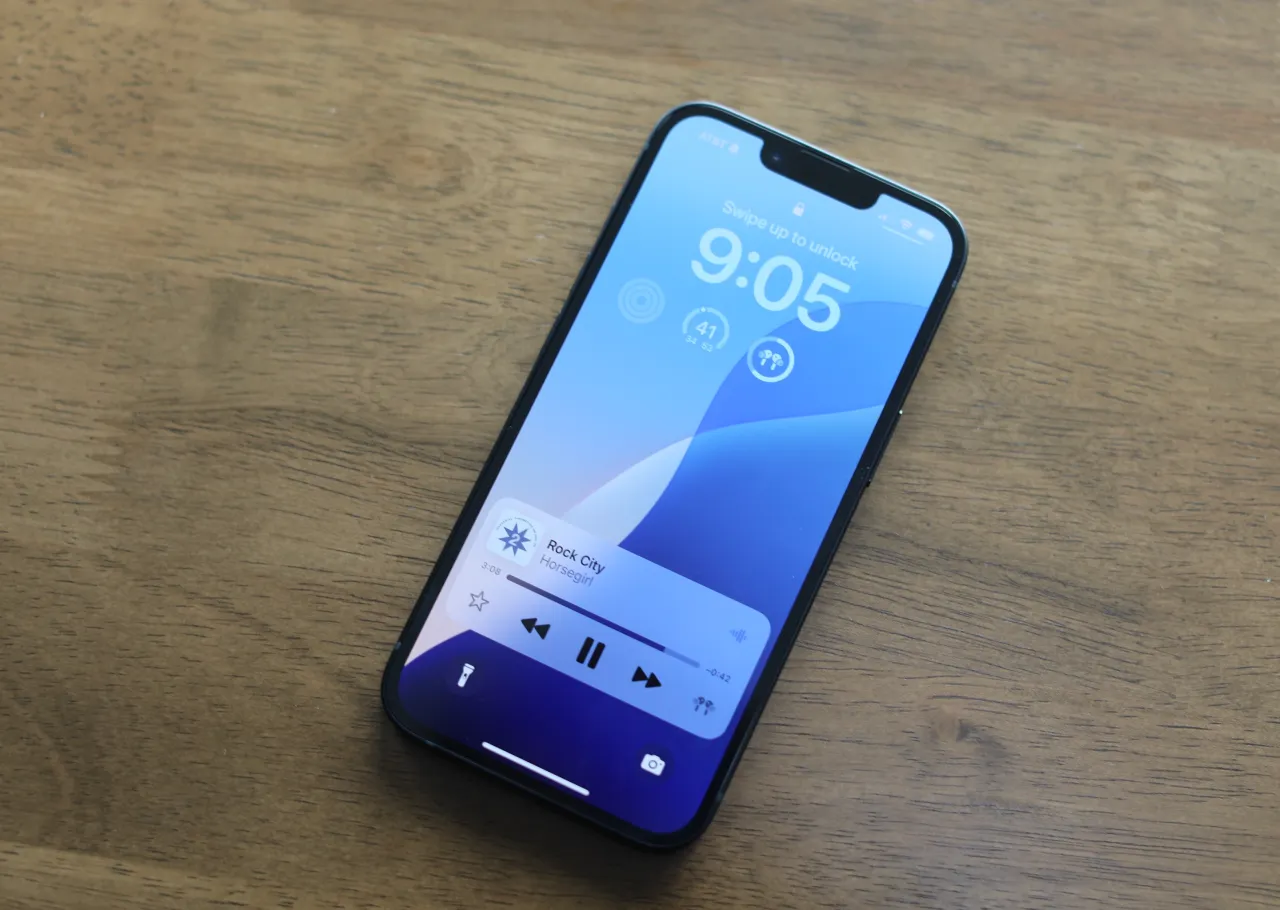 Apple allegedly developing expansive satellite-enabled iPhone capabilities